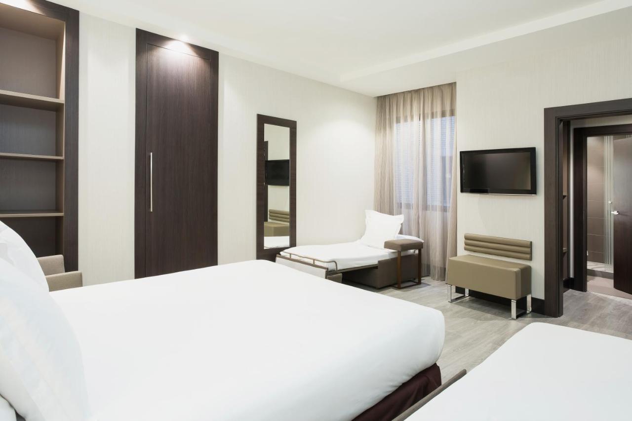 Novotel Madrid Center Esterno foto
